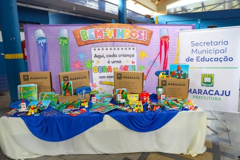 Prefeitura de Maracaju entrega 7.500 kits de material escolar aos alunos da Rede Municipal