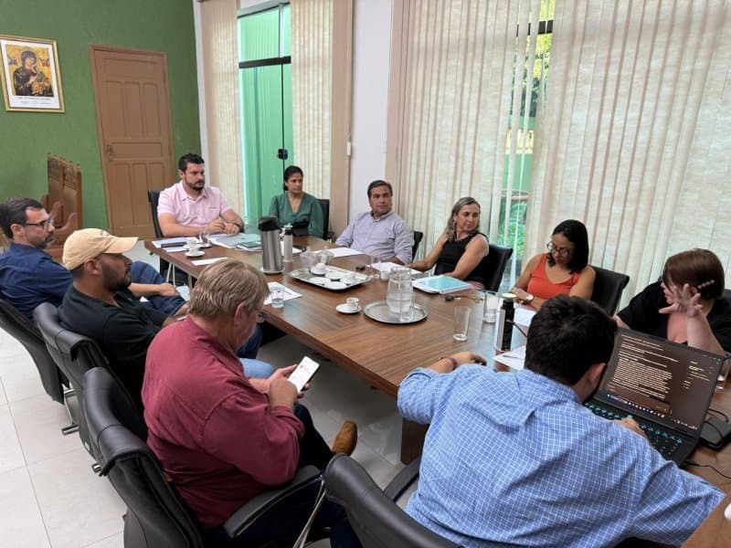 “Alinhamento fundamental para transformar planejamento em resultados”, destaca prefeito de Nioaque em reunião com secretariado