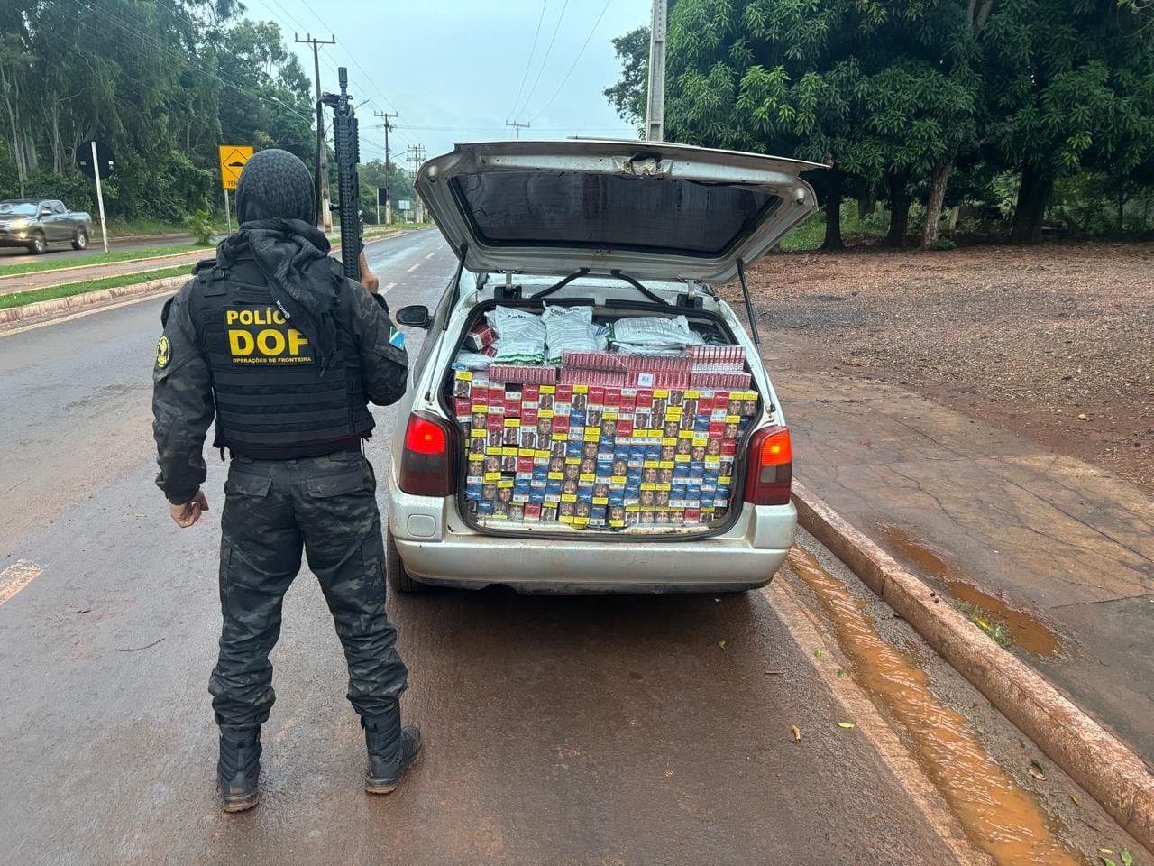 Policiais do DOF prendem dupla com agrotóxicos e cigarros contrabandeados em Maracaju