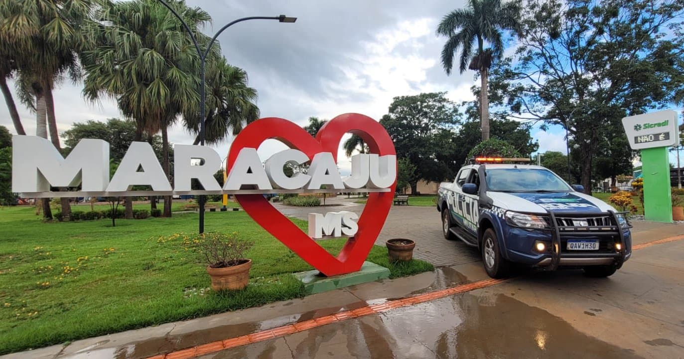 Jovem de 22 anos é detido após ameaçar vigilante de morte na praça central de Maracaju