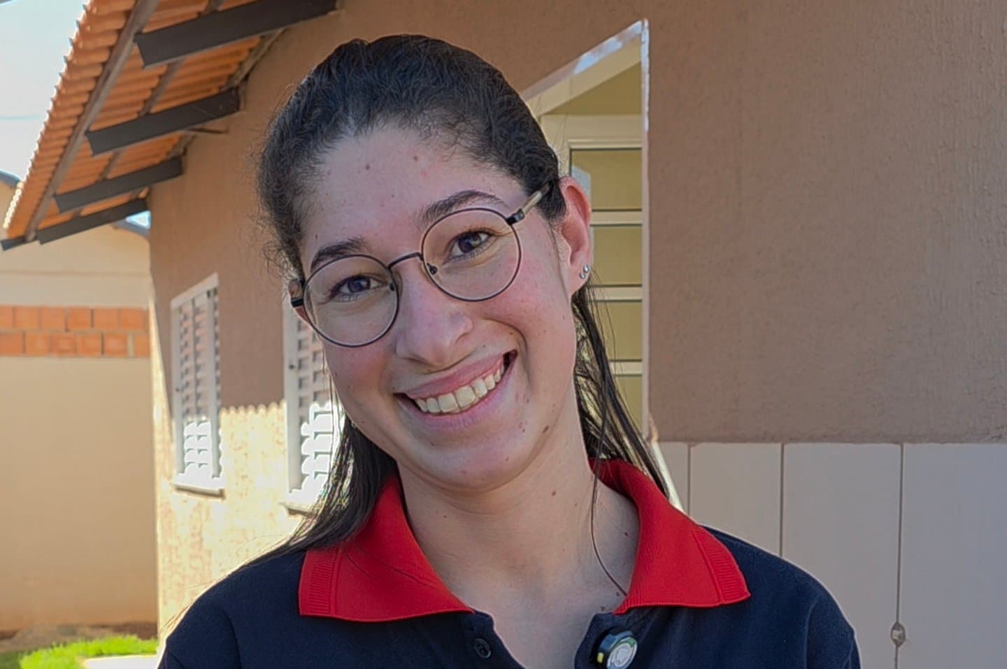 Micaeli Costa, uma das novas moradoras do Residencial Alvorada II.