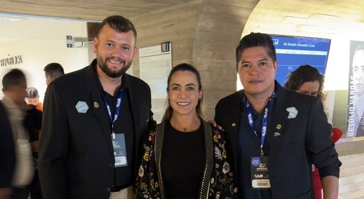 Senadora atende vereadores e destina R$ 1 milhão para implantação do centro de Hemodiálise em Sidrolândia