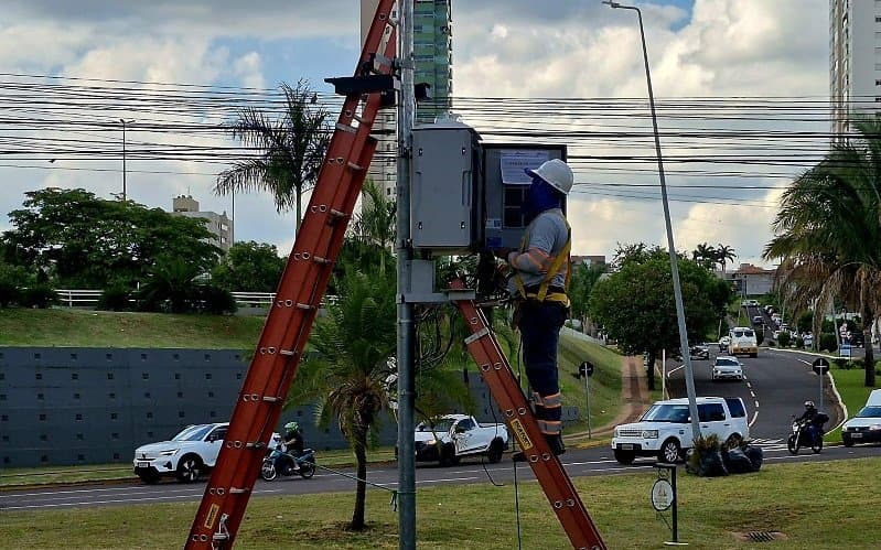 Além da velocidade, novos radares em Campo Grande também flagram outras infrações