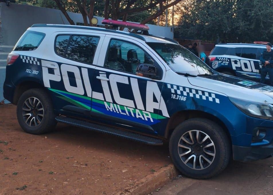 Homem de 31 anos é assassinado a tiros dentro de casa em Maracaju e criança é baleada durante ataque