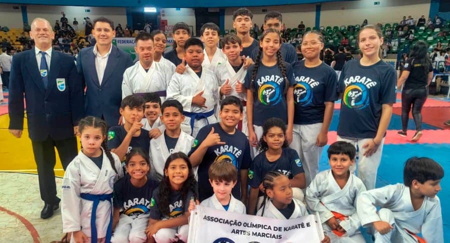 Atletas de Sidrolândia conquistam 14 medalhas na 2ª etapa do Estadual de Karatê