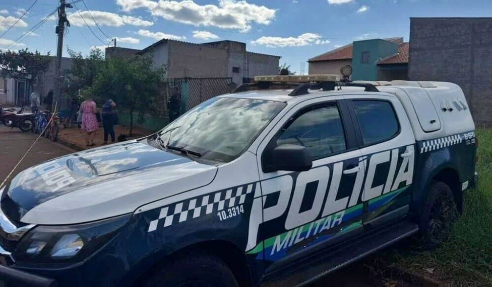 Mulher de 44 anos é assassinada a tiros dentro de casa no bairro Ilha Bela I, em Maracaju