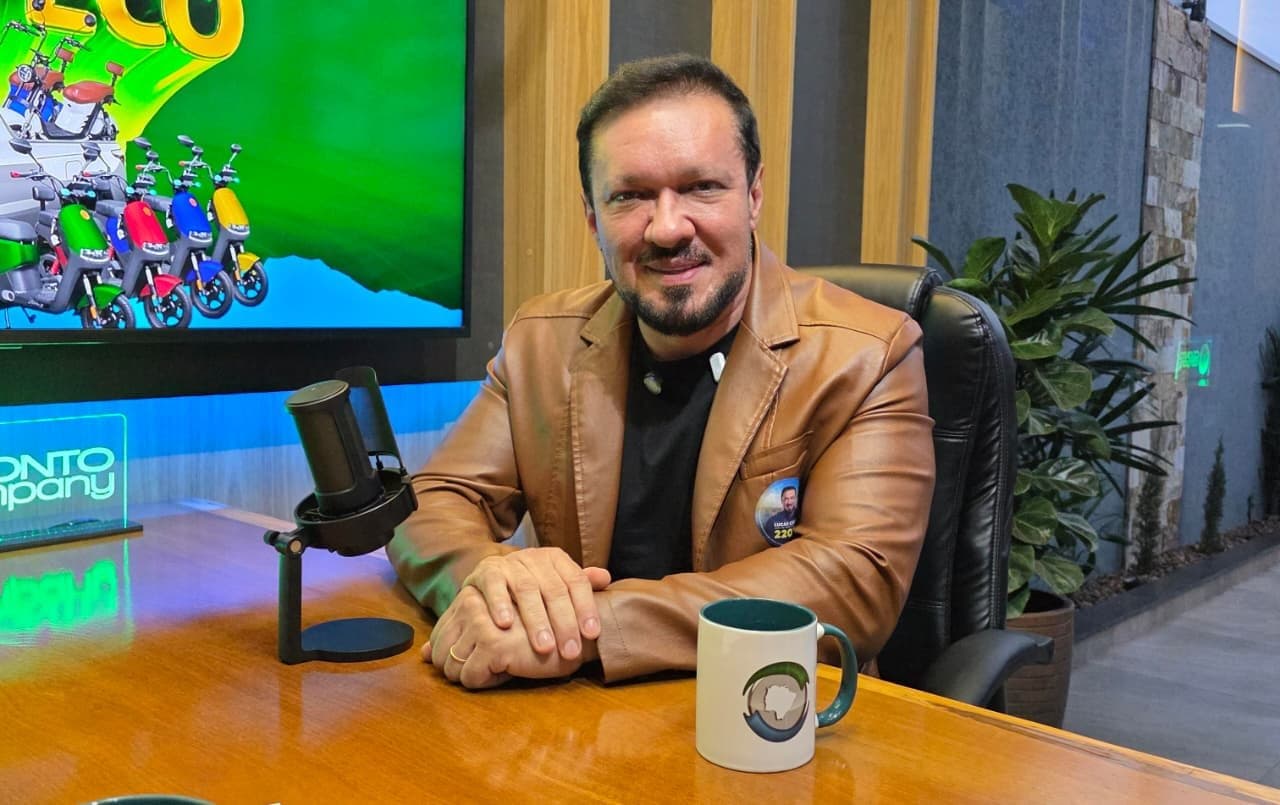 No rádio há quase 40 anos, Deputado Lucas de Lima destaca trajetória, ações sociais e defesa da comunidade