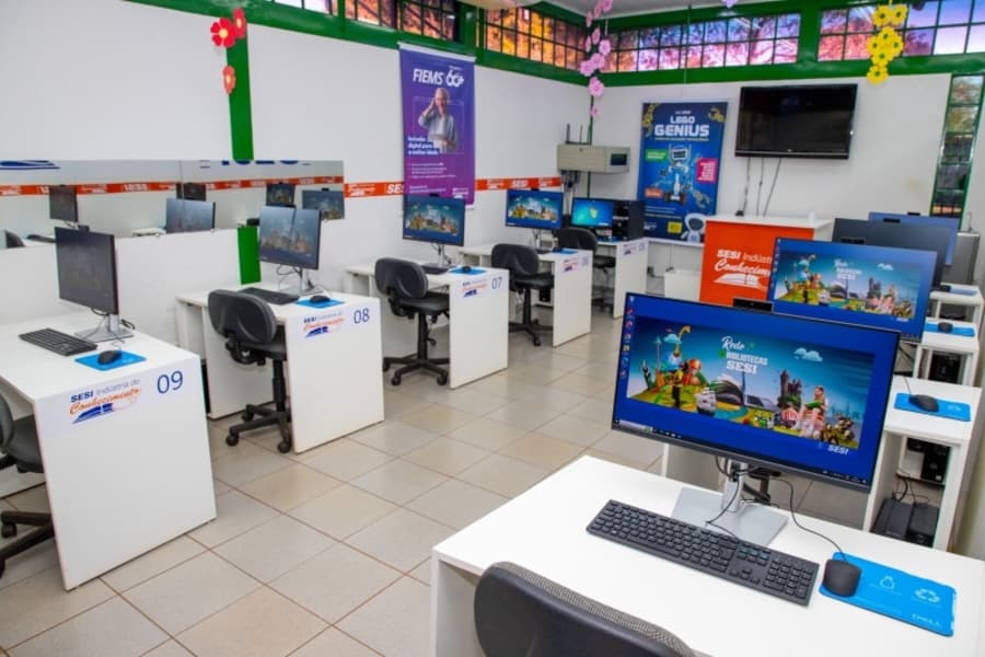 Biblioteca SESI de Maracaju recebe computadores novos com investimento de mais de R$ 80 mil