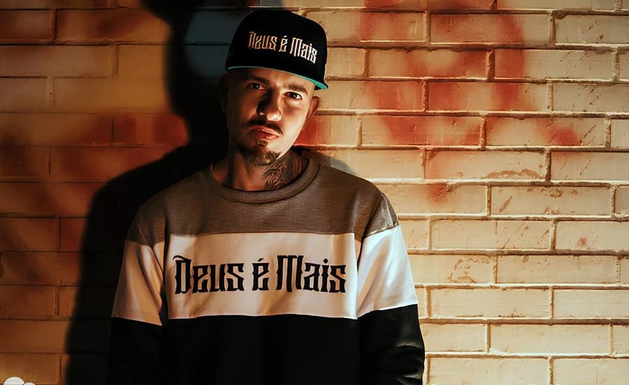 Igreja Evangélica de Sidrolândia recebe cantor de rap gospel Thiagão neste sábado