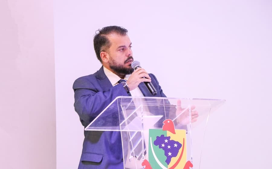 Durante Sessão Ordinária, Vereador Robert Ziemann defende atendimento igualitário para assentamentos