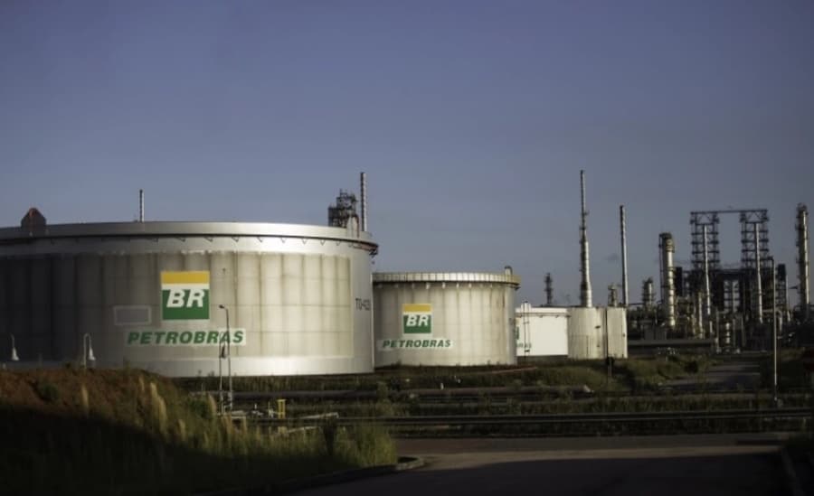 Subiu: Petrobras anuncia novo reajuste de preços da gasolina, diesel e gás de cozinha