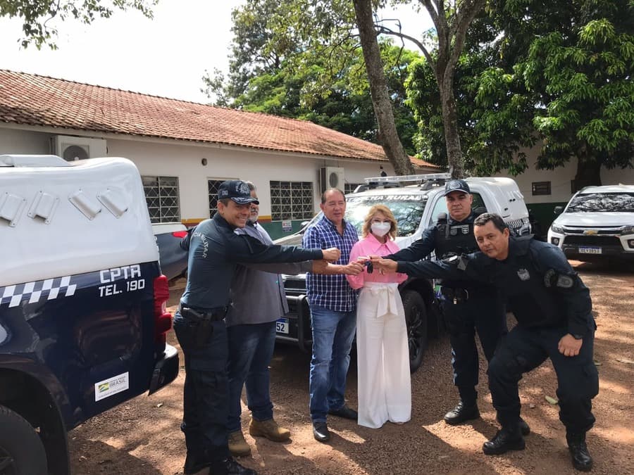 Prefeita participa da entrega de viaturas e chegada do reforço do efetivo da PM