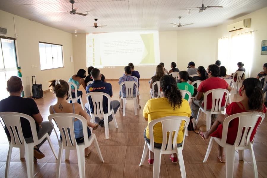 Prefeitura de Maracaju realiza reunião com os beneficiários selecionados do “Lote Urbanizado” de Vista Alegre