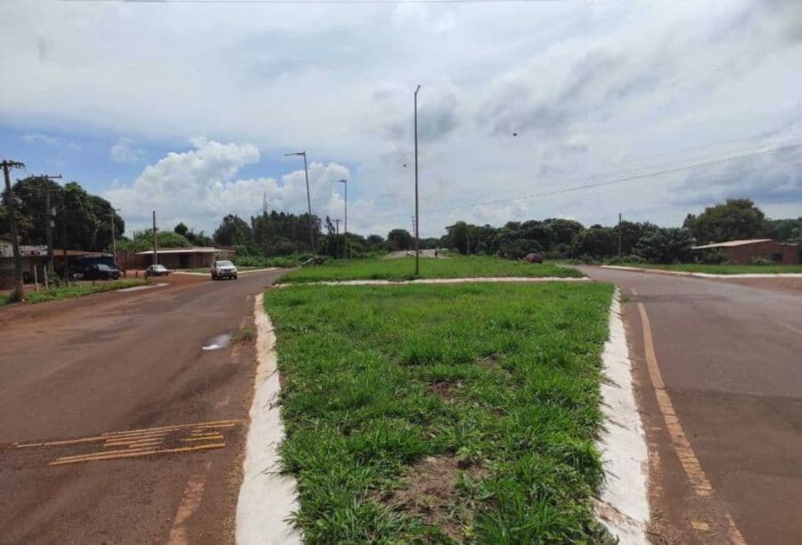 Em greve, educadores bloquearam a MS-156 que dá acesso a Itaporã e Maracaju