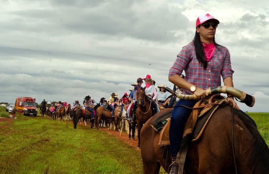 Cavalgada Especialmente Mulher foi sucesso e vai entrar para o calendário municipal