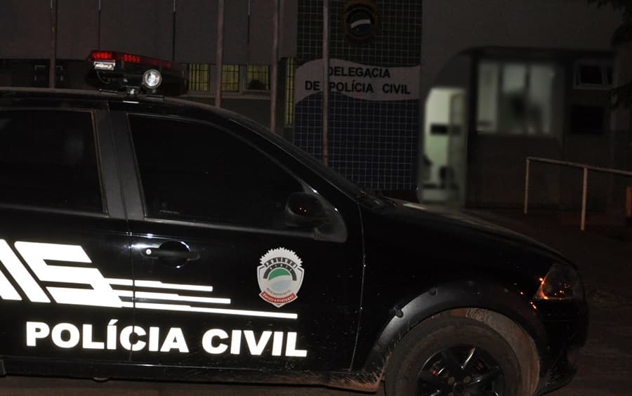 Mulher vai a Depol após ser perseguida e ter carro batido por homem na MS-162