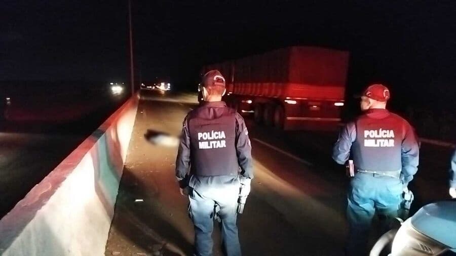 Homem morre ao ser atropelado por ônibus que transportava estudantes de Maracaju