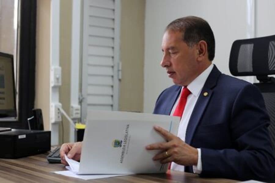 Deputado Gerson Claro pede maquinário para agricultores familiares do Eldorado