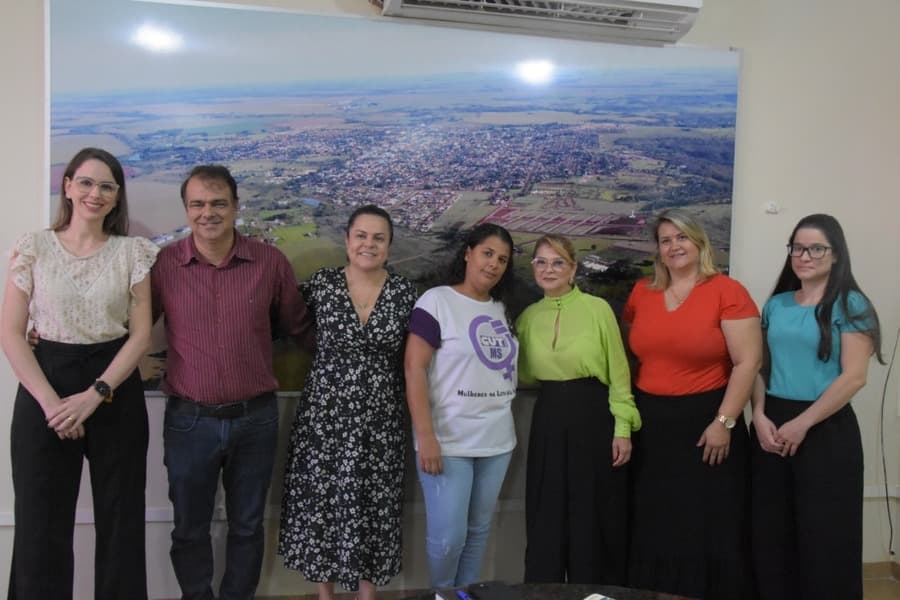 Em reunião com presidente do Sindicato, prefeita garante que vai lutar para manter fábrica da Tip Top