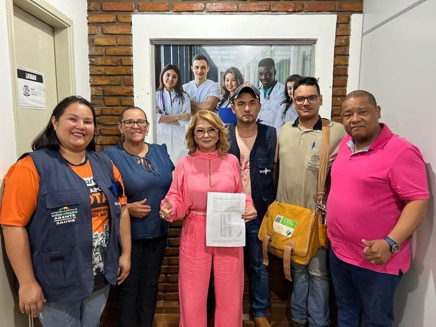 Prefeitura fecha acordo e garante reajuste de 40% no piso dos agentes de saúde