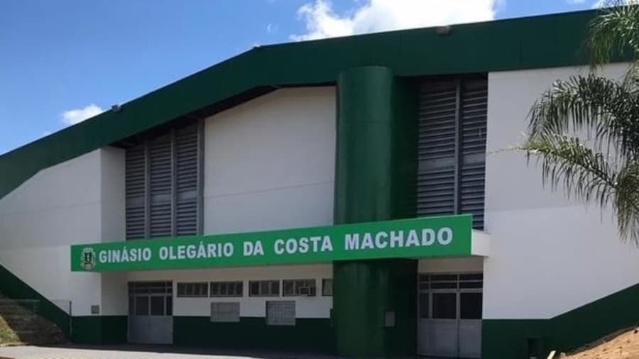 Ladrões invadem ginásio e deixam prejuízo de mais de R$ 25 mil em equipamentos