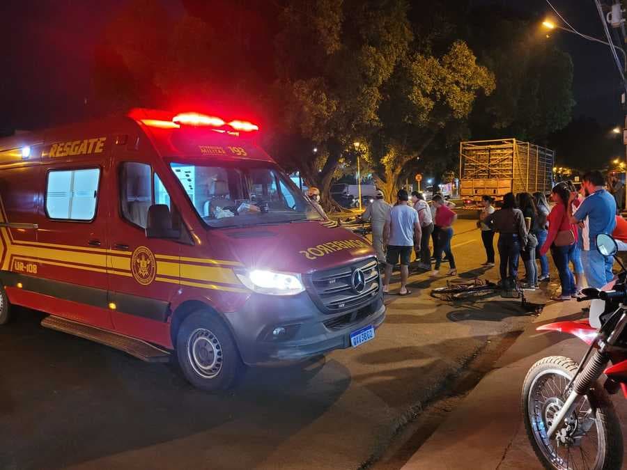 É grave estado de ciclista que sofreu acidente com caminhão em Sidrolândia