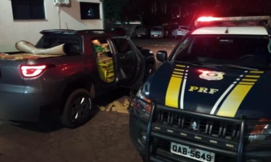 PRF recupera picape roubada e apreende mais de uma tonelada de maconha