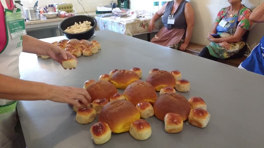 Focando na capacitação, FAC oferece Cursos de esfihas, empadas e de pães Caseiros