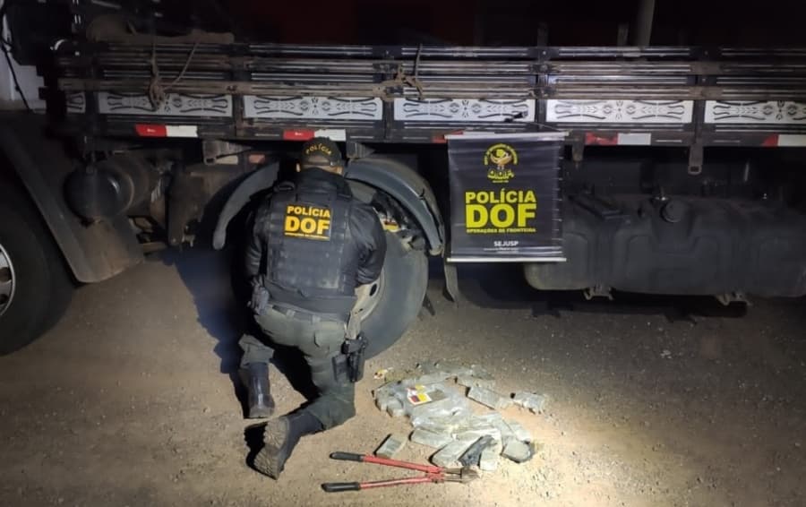 DOF apreende 212 Kg de maconha escondidos dentro de rodas de caminhão