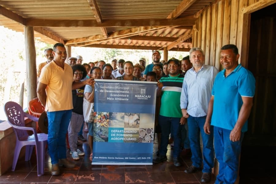 Em reunião com moradores, Prefeitura de Maracaju reforça compromisso com Quilombo São Miguel