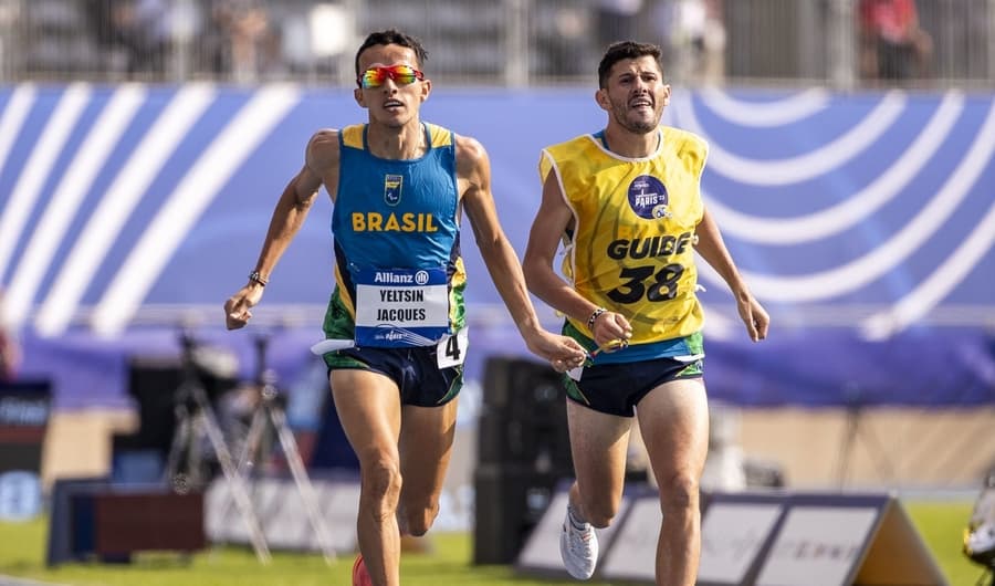 Yeltsin Jacques, que já morou em Sidrolândia, é campeão mundial de paratletismo nos 1.500m