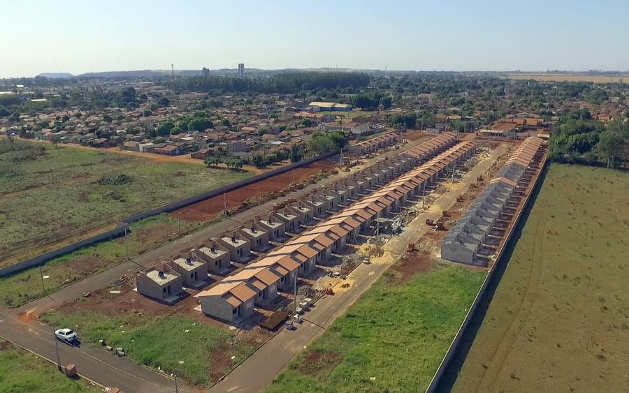 Construção do Sofia Ferreira avança em Sidrolândia e 106 casas já estão vendidas