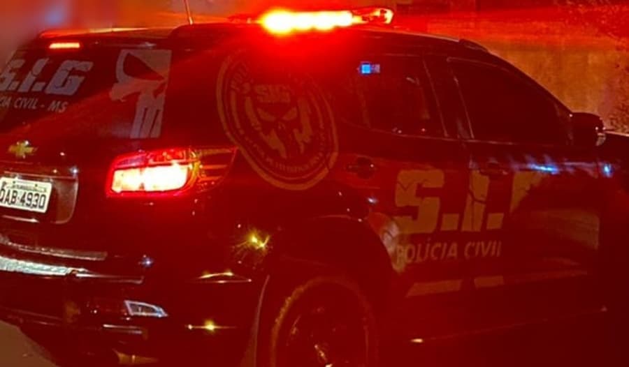 Casal leva facadas após tentar defender menina que sofreu assédio em bar