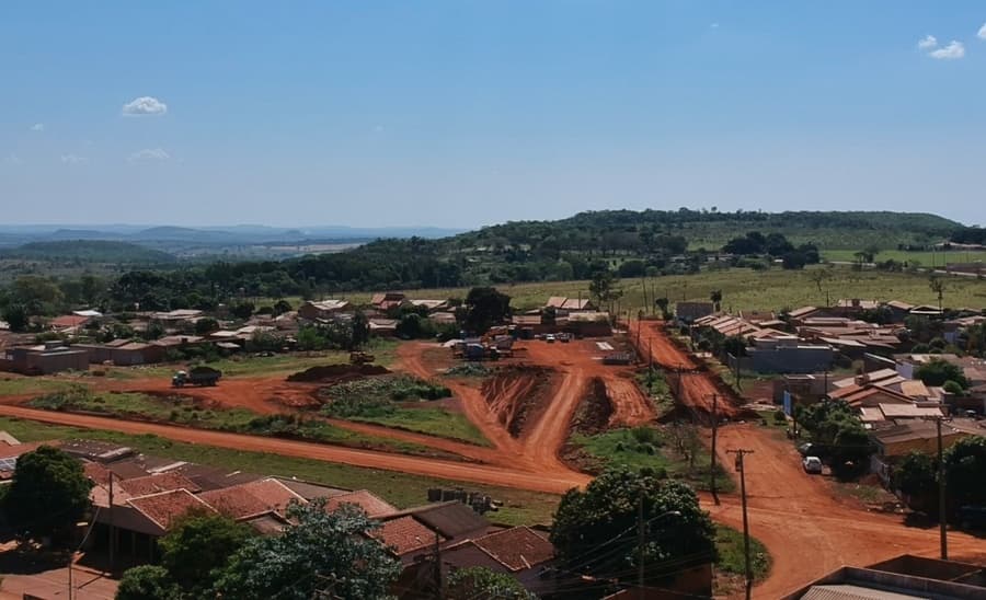 Ruas do Jardim Petrópolis estão sendo preparadas para receber asfalto