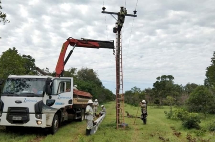 Rompimento de cabo elétrico deixa cerca de 1200 moradores sem energia neste final de semana