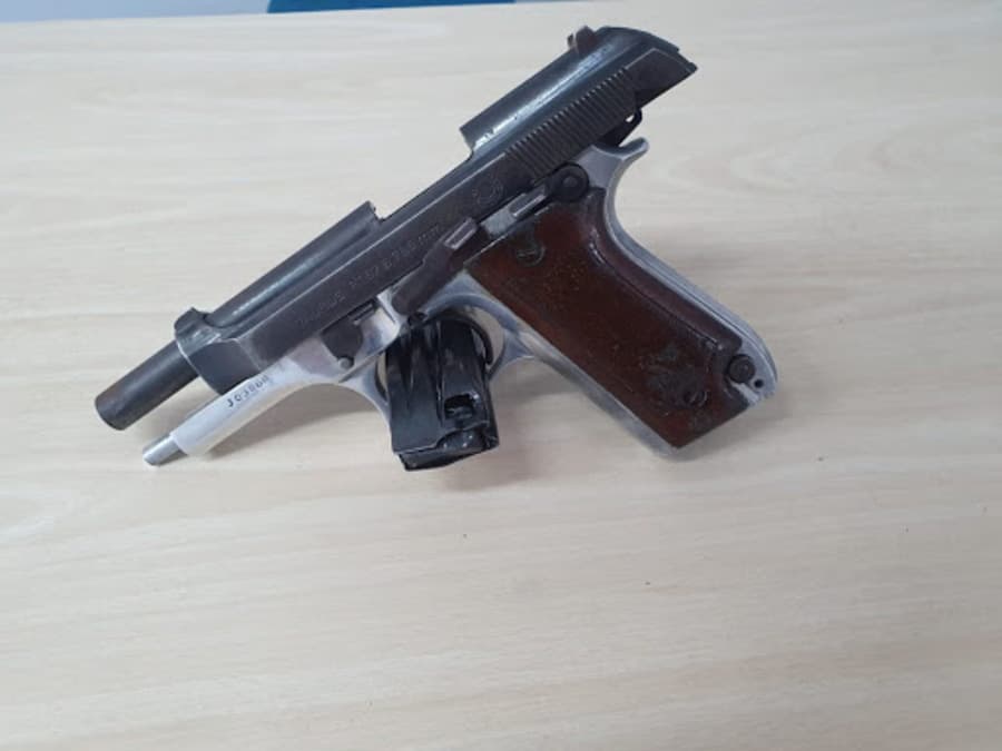 “Comprei no camelô”, diz homem ao ser preso com pistola e munições em Sidrolândia