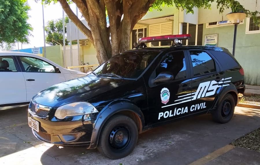 Meliante invade residência no Bairro Sidrolar II e furta alimentos e objetos