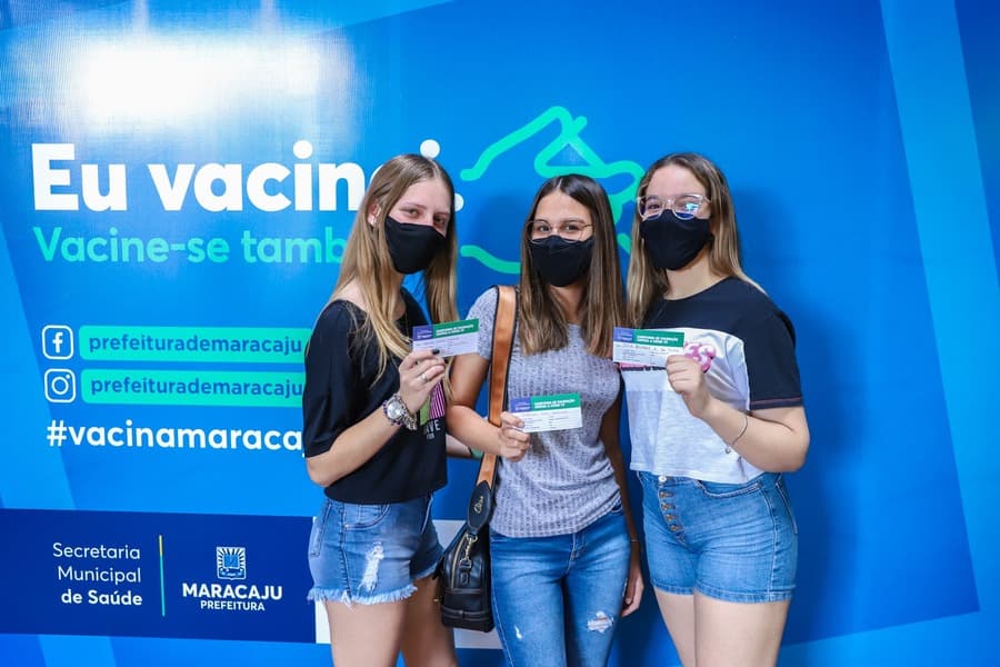 Prefeitura intensifica campanha de vacinação de adolescentes a partir de 15 anos