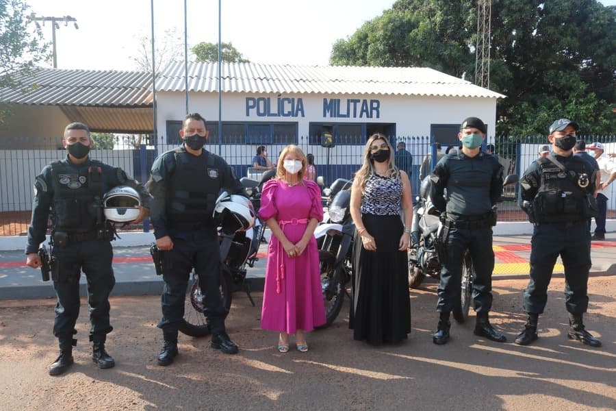 Prefeitura entrega à PM posto policial do Quebra Coco reformado