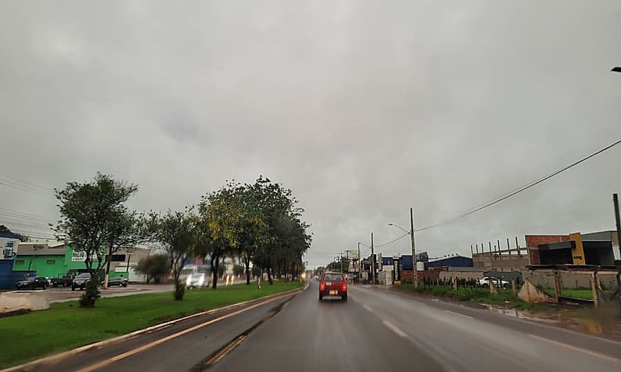 Semana começa com alerta de mais chuva intensa em 42 cidades do Estado