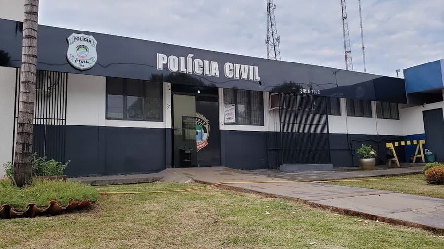 Ladrão invade conveniência, furta R$ 200 e cigarros em Maracaju