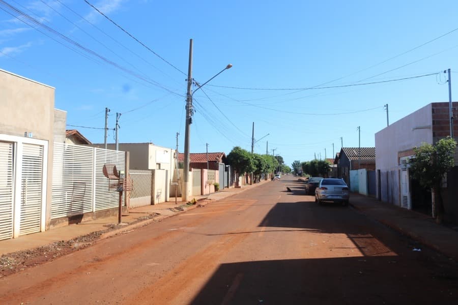 Prefeitura entrega escrituras e beneficia 89 moradores do Diva Nantes