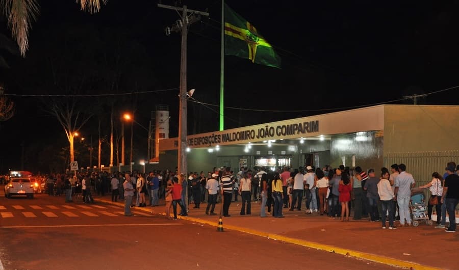 Em Sidrolândia, moradores que não foram vacinados serão proibidos de entrar em shows