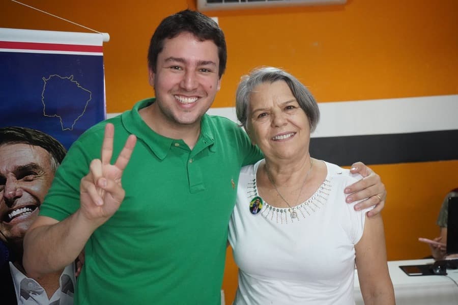 Liderado por deputado, partido de Bolsonaro faz ato de filiação em Sidrolândia