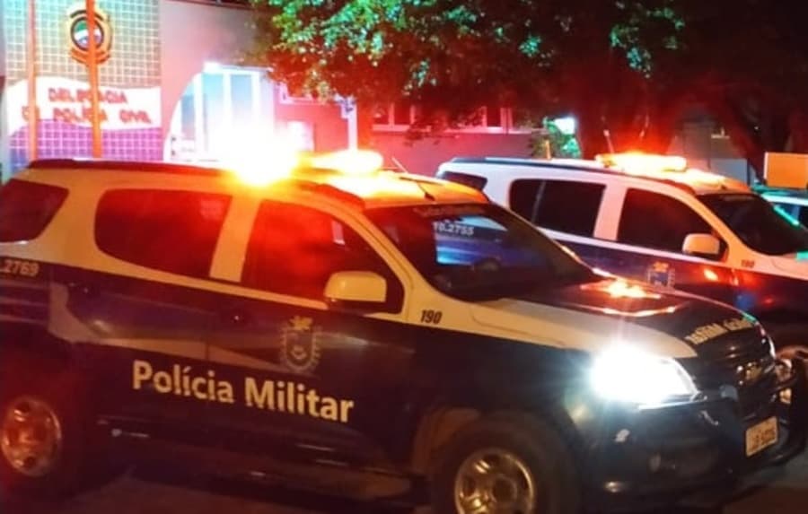 Polícia Militar prende jovem de 21 anos vendendo drogas no Bairro São Bento