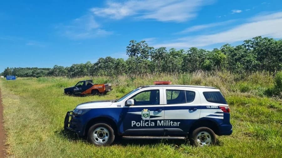 PM monta barreira, realiza disparos contra pneus e recupera caminhonete furtada na MS-162