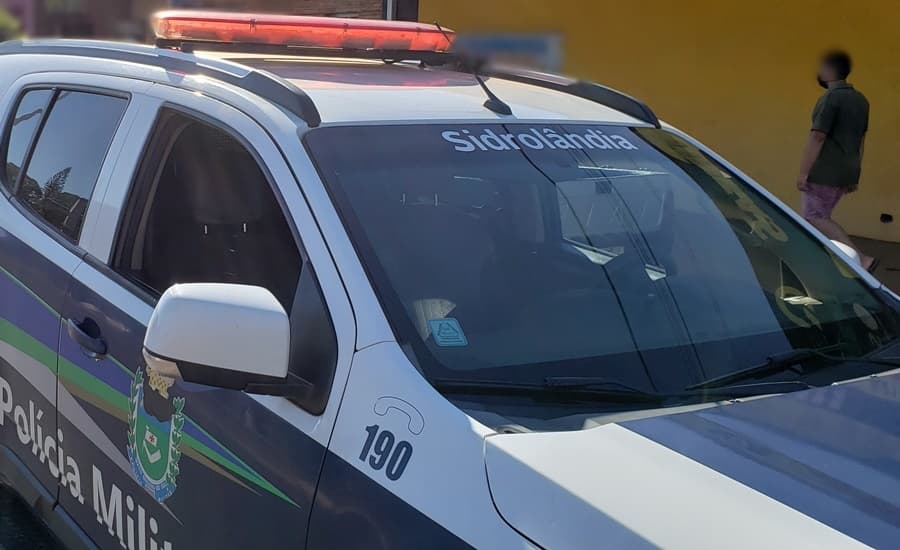 Criança pede socorro em padaria após ver mãe sendo agredida; o autor foi preso em flagrante