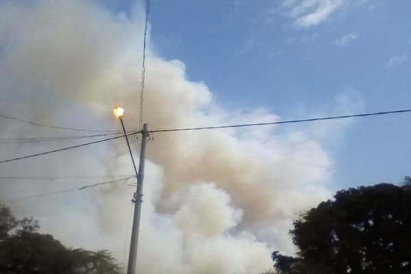 Corpo de Bombeiros é acionado para atender três incêndios simultâneos em Maracaju
