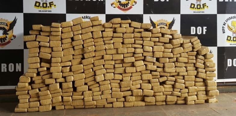 Traficante abandona noiva com 110 quilos de maconha em Maracaju, mas acaba sendo preso