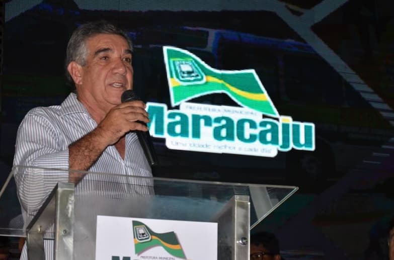 Com entrega de mais 11 veículos, transporte escolar será feito com frota própria